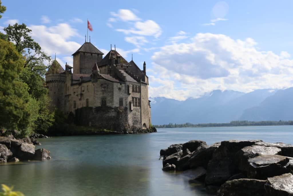 Montreux Travel Guide