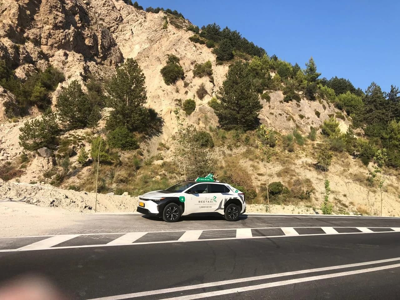 Best Taxi Company in Albania? Why More Tourists Are Choosing Bee Taxi Tirana