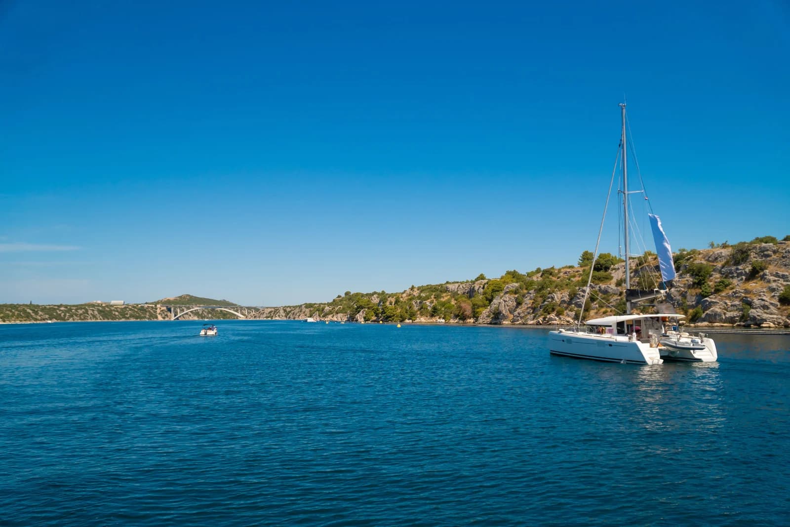 One Week, Two Hulls: A Day by Day Catamaran Route Through the Split Islands
