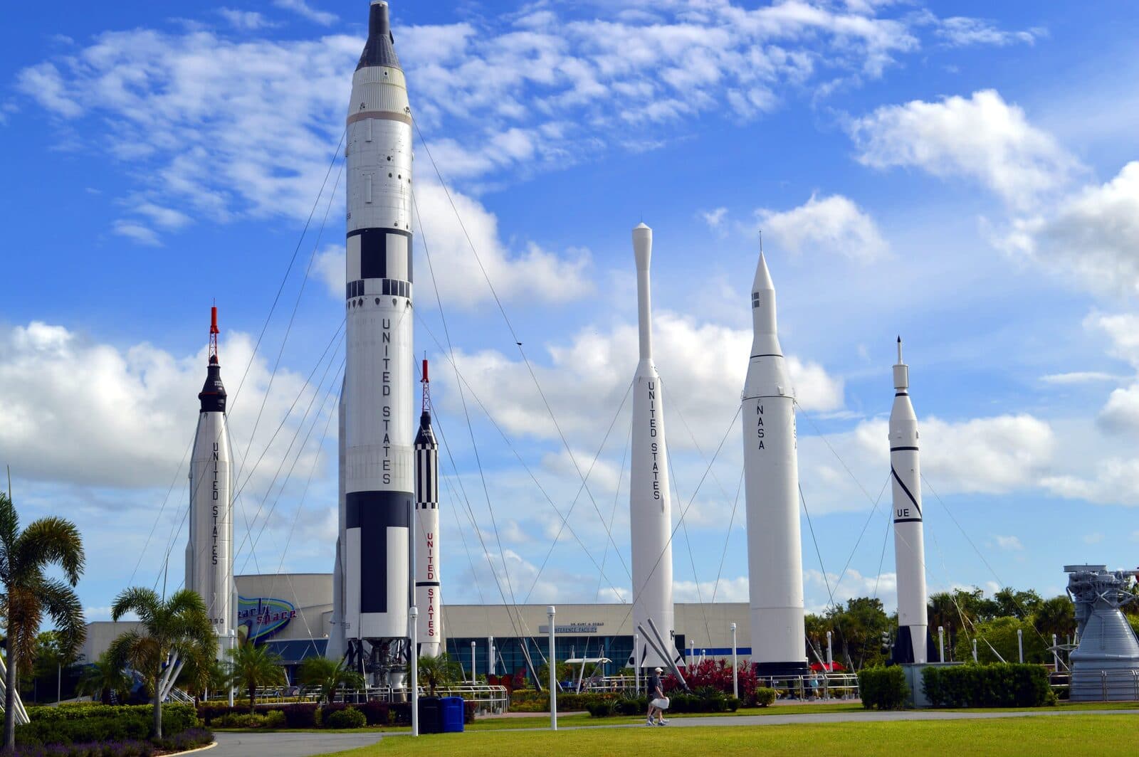 A Full Day at Kennedy Space Center From Orlando Without Missing the Rocket Garden