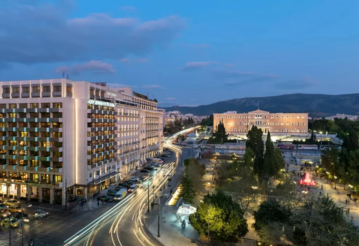 Choosing an Athens Hotel: The Ultimate Strategic Guide to Staying Near Syntagma Square