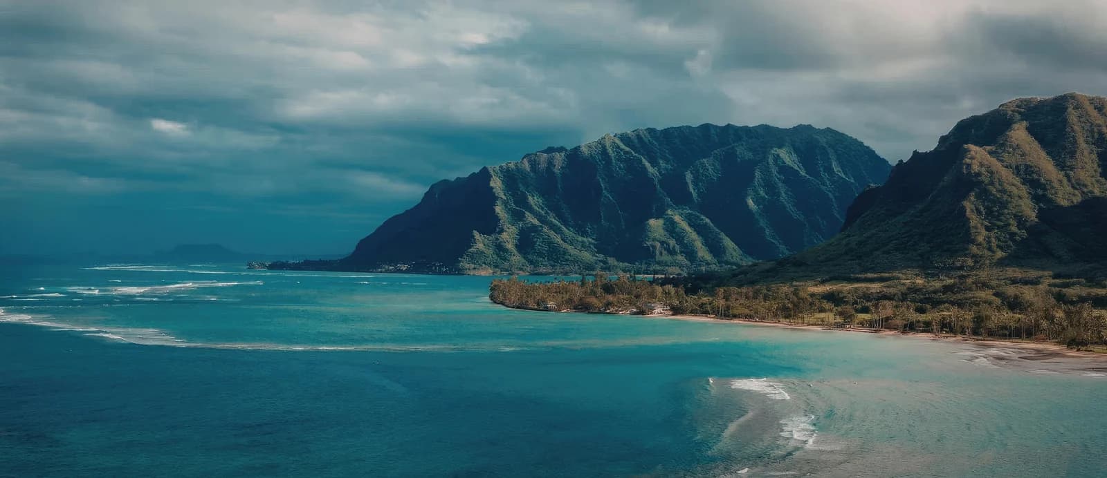 6 Reasons Your Next Vacation Should Include a Helicopter Ride