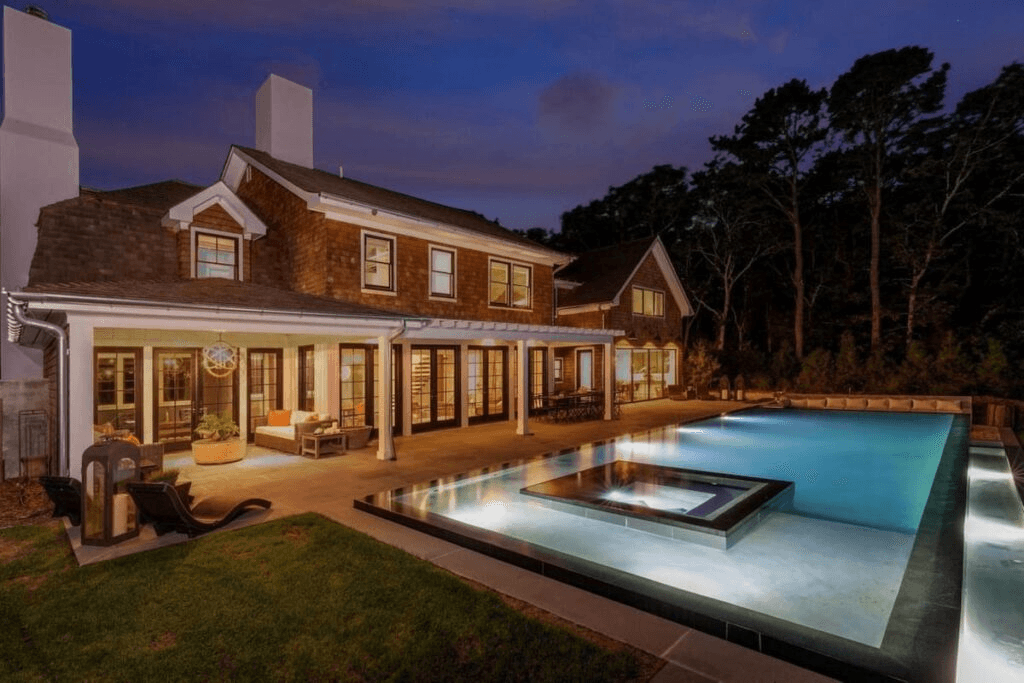 Where to Find Luxury Villa Rentals in the Hamptons With a Private Pool